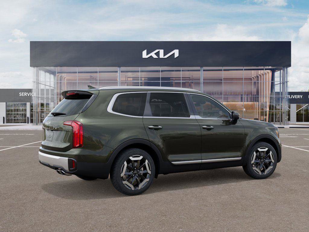 New 2025 Kia Telluride S image 7