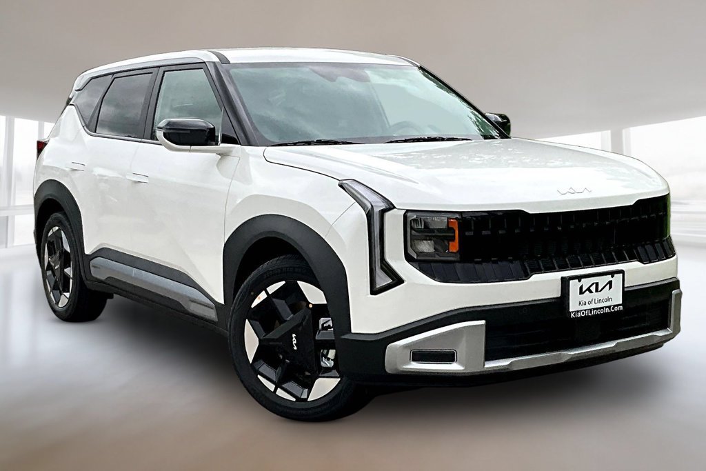 New 2027 Kia Seltos S FWD image 2