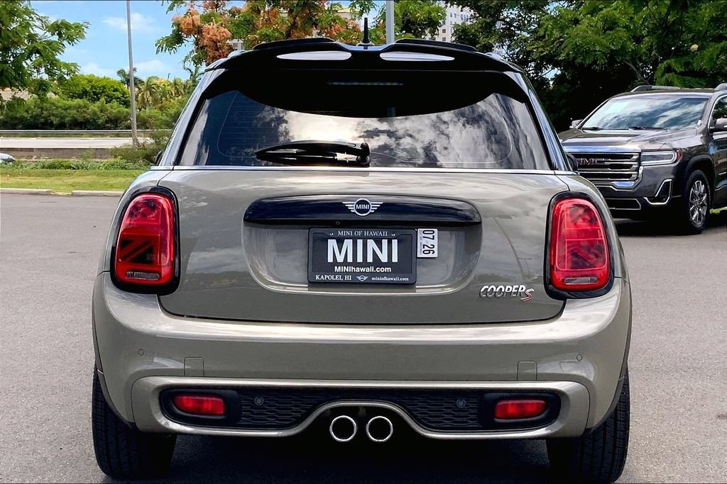 Used 2019 MINI Cooper S w/ Signature Upholstery Package FWD image 4