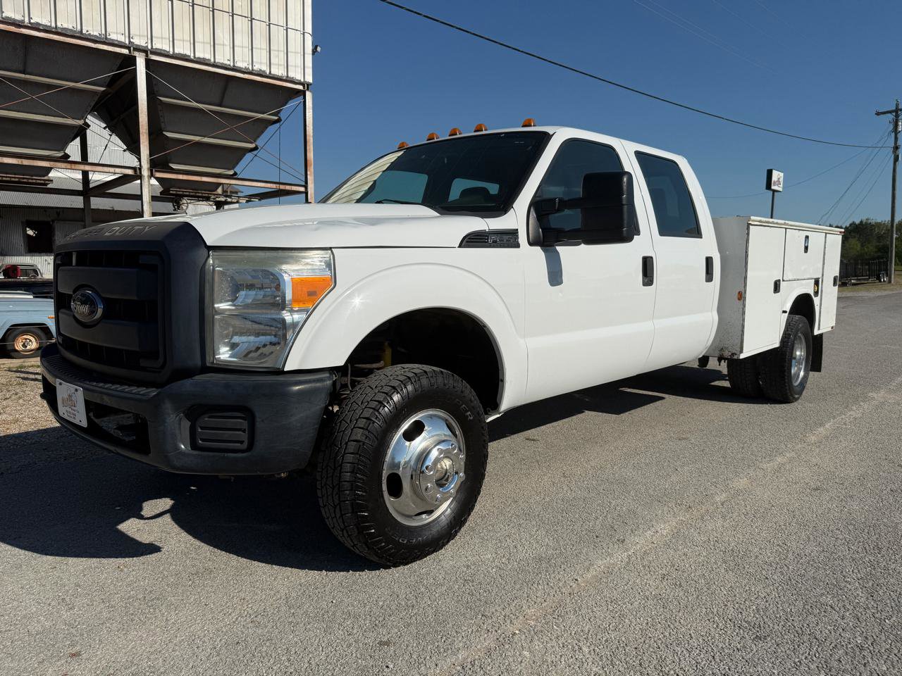 Used 2016 Ford F350 XL AWD/4WD image 1