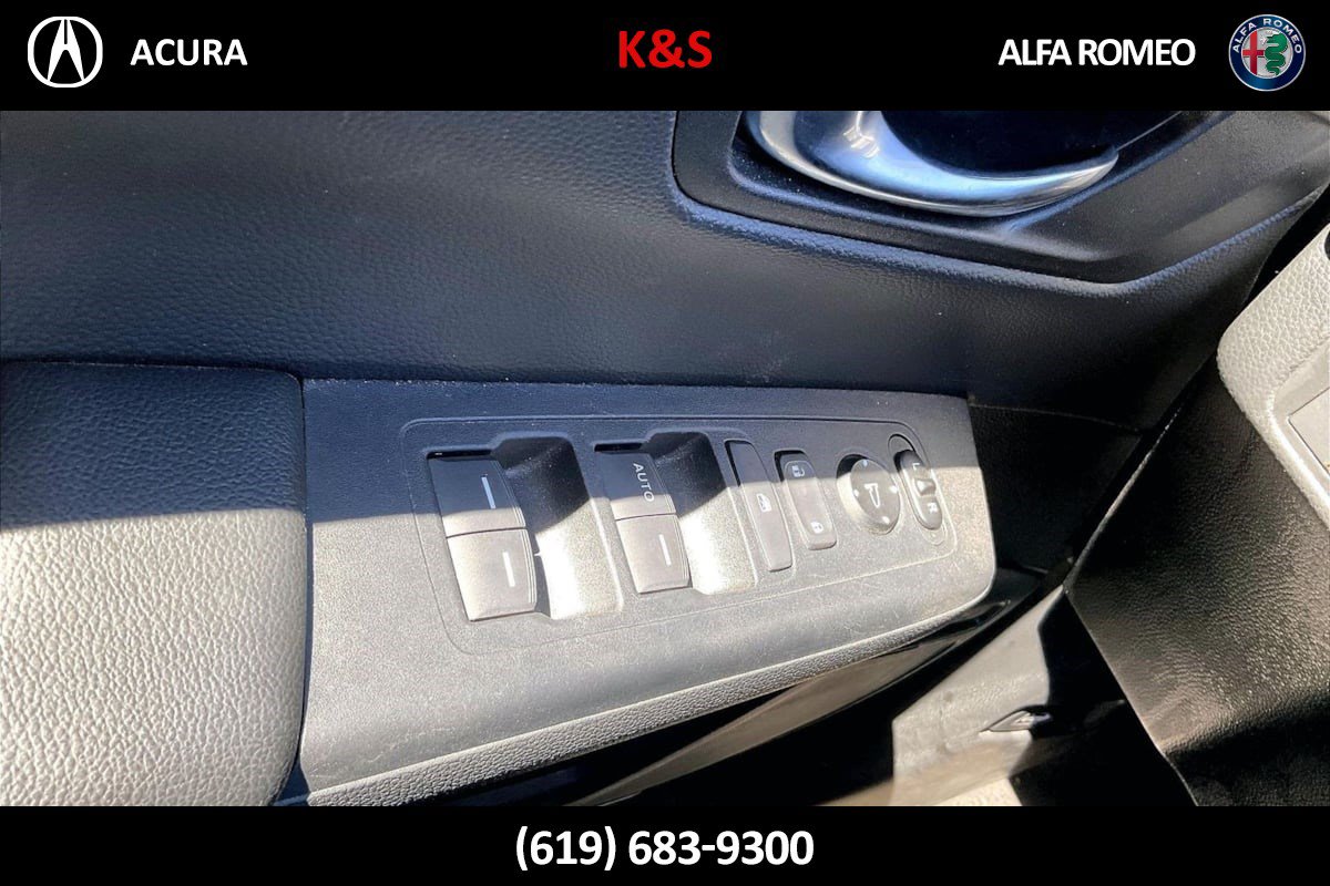 Used 2025 Honda CR-V LX image 6