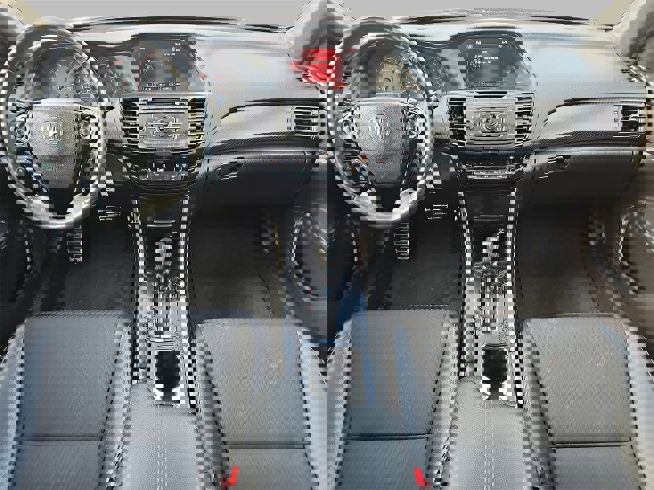 Used 2017 Honda Accord Sport image 9