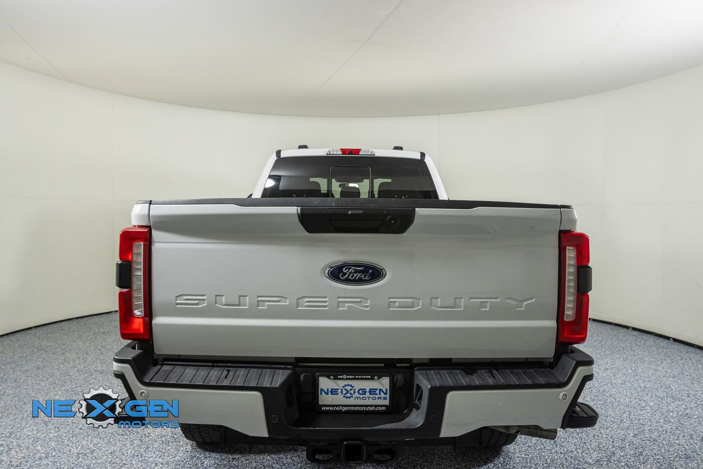 Used 2024 Ford F250 XL w/ STX Appearance Package image 6