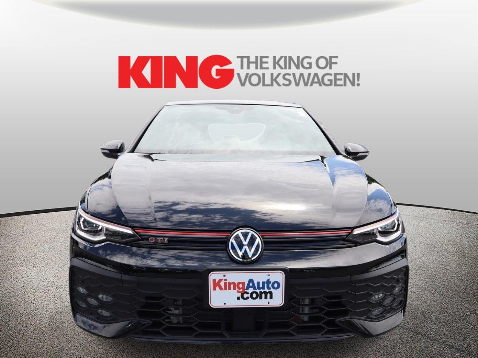 Certified 2025 Volkswagen GTI SE FWD image 9