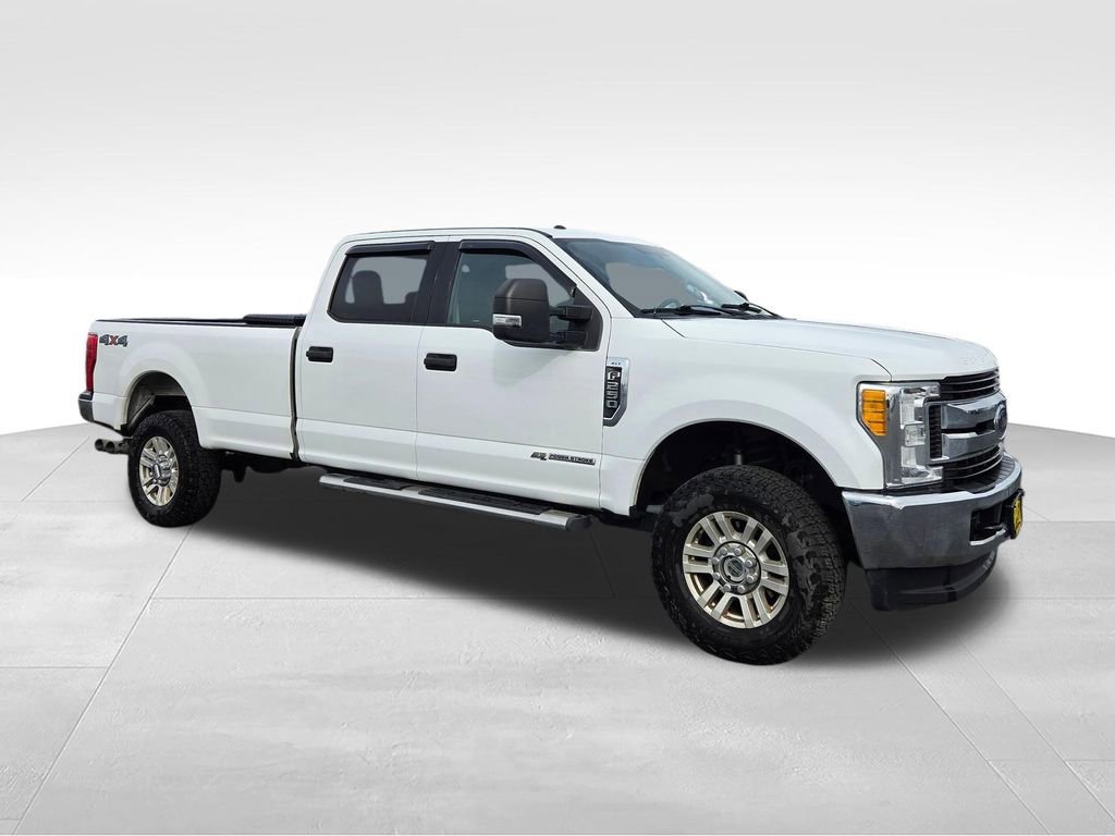 Used 2017 Ford F250 XLT AWD/4WD image 8