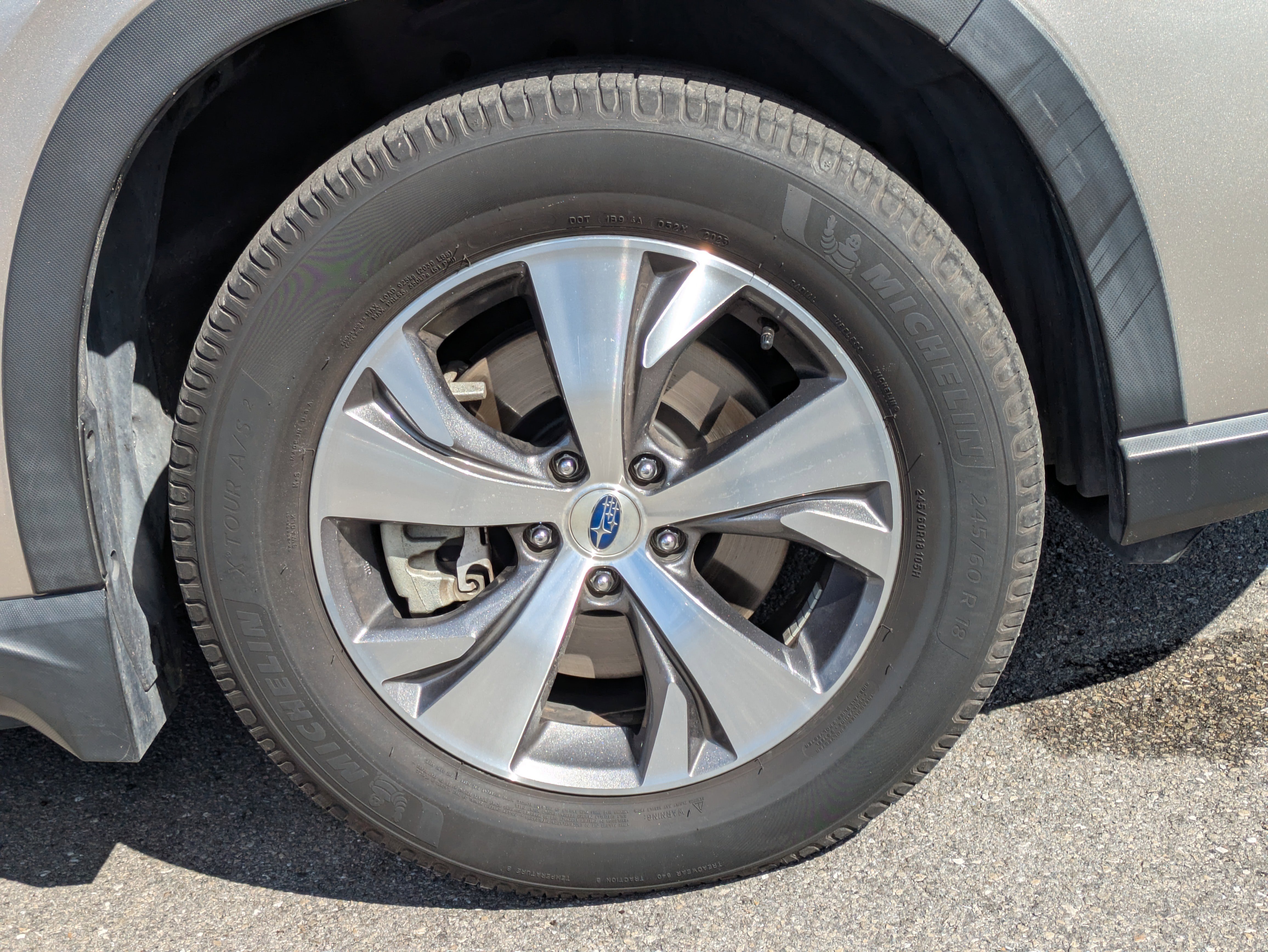 Used 2019 Subaru Ascent Premium image 11