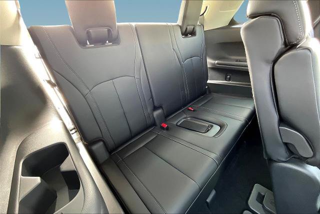 Certified 2026 INFINITI QX60 Luxe w/ Cargo Package AWD/4WD image 25