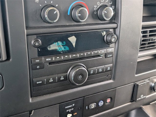 Used 2017 Chevrolet Express 3500 LT w/ LT Preferred Equipment Group image 18