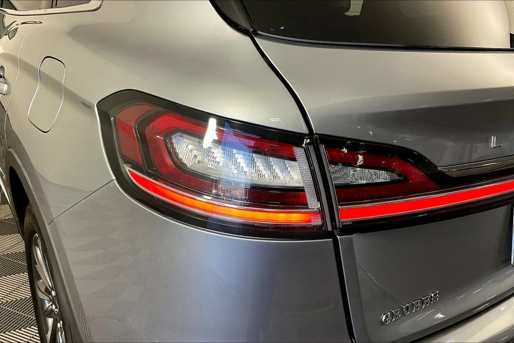 Used 2023 Lincoln Nautilus Reserve image 41