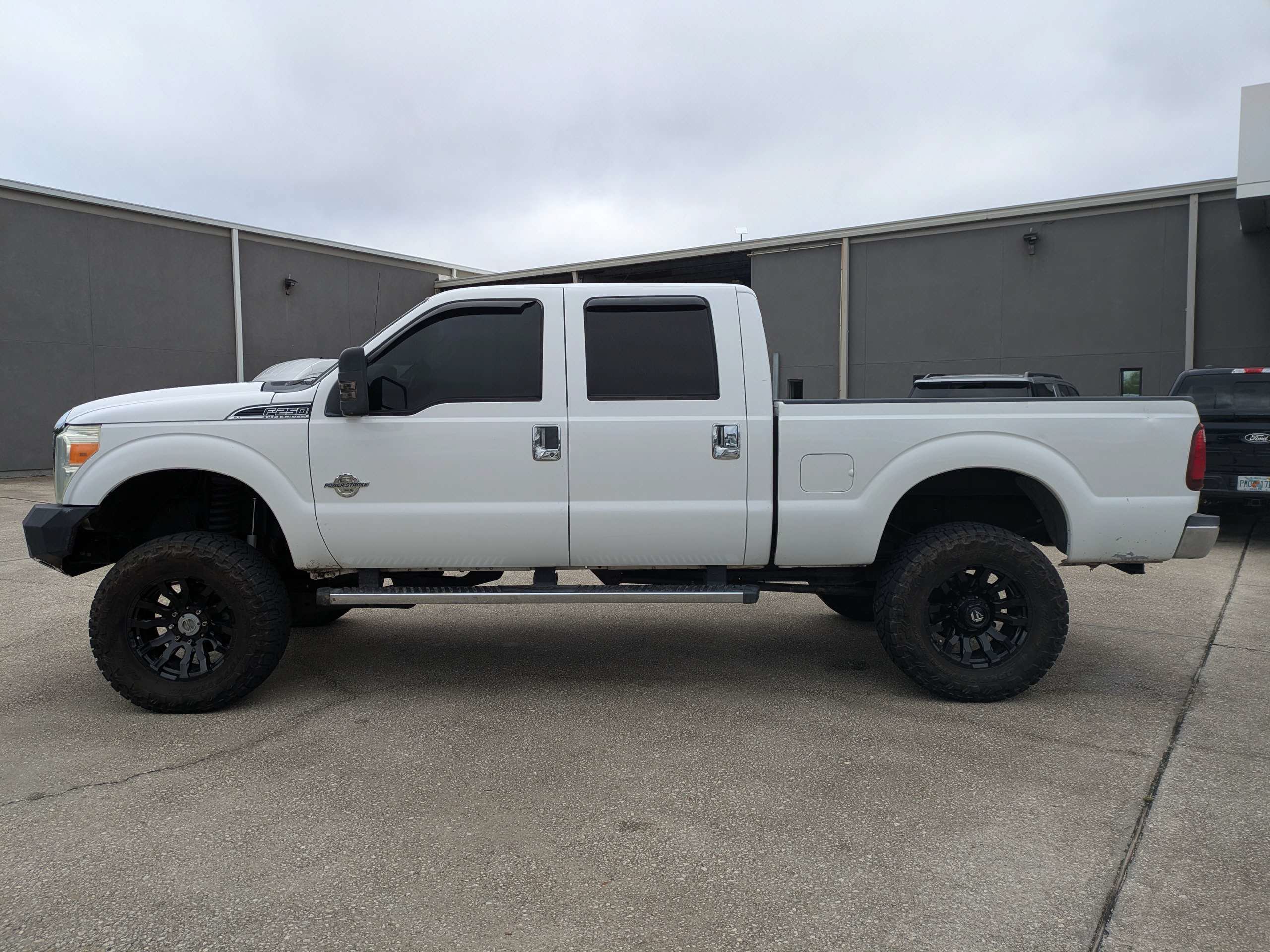 Used 2011 Ford F250 XLT AWD/4WD image 7