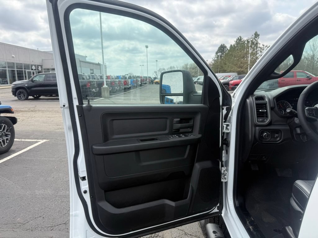 New 2025 RAM 2500 Tradesman w/ Safety Group AWD/4WD image 13
