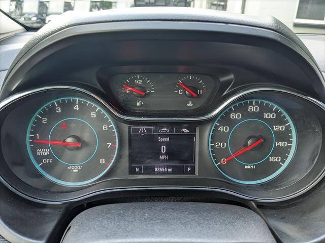 Used 2018 Chevrolet Cruze LS FWD image 19