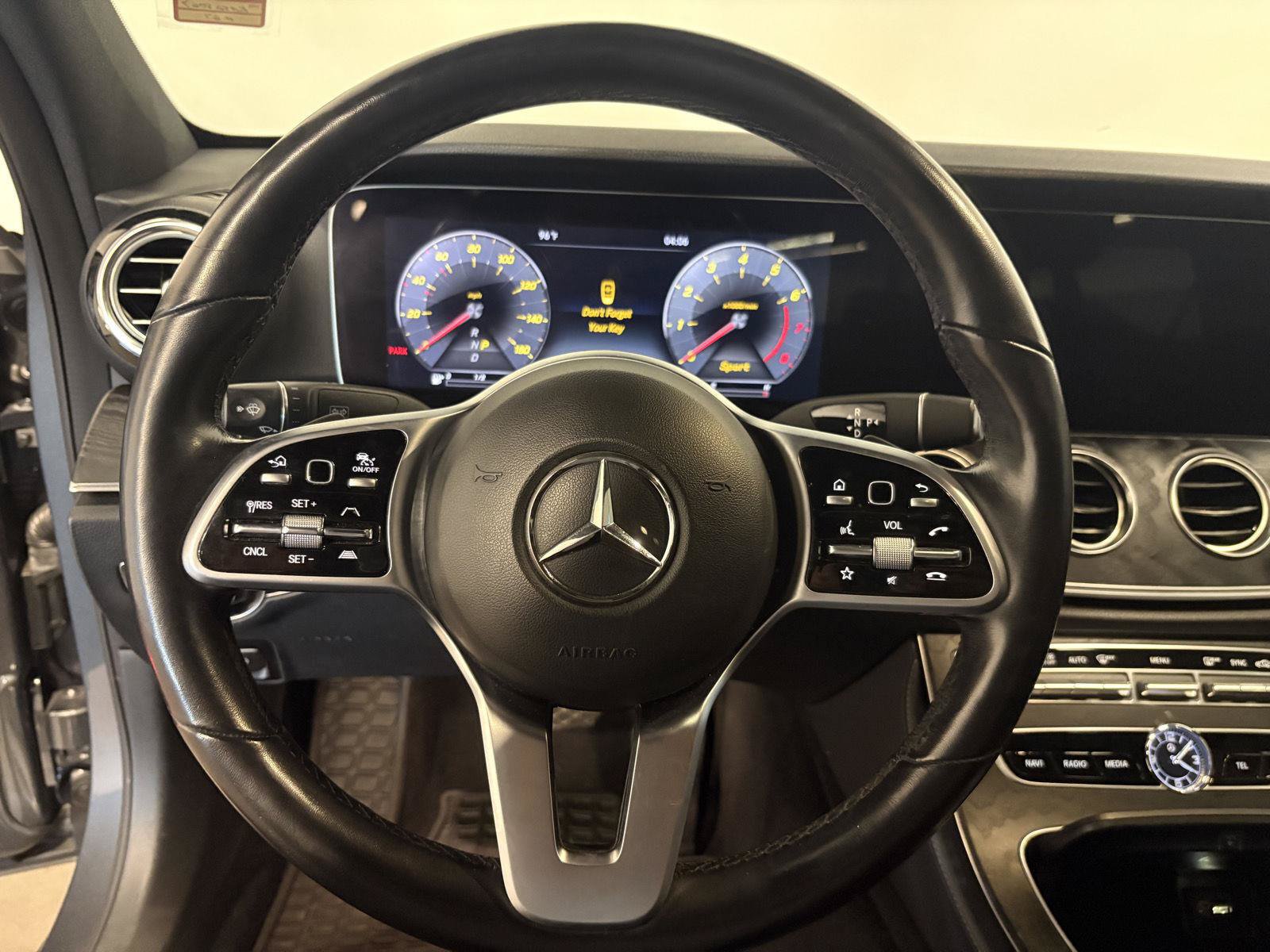 Used 2019 Mercedes-Benz E 450 4MATIC Sedan image 18