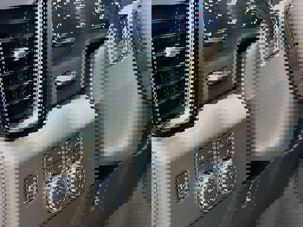 New 2026 GMC Sierra 2500 Denali image 10