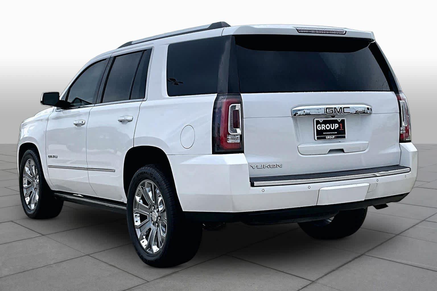 Used 2016 GMC Yukon Denali w/ Open Road Package AWD/4WD image 12