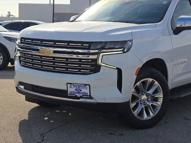 Used 2024 Chevrolet Suburban Premier AWD/4WD image 2
