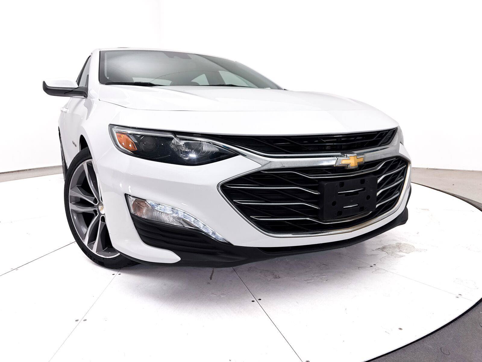 Used 2023 Chevrolet Malibu LT w/ Driver Confidence Package FWD image 6