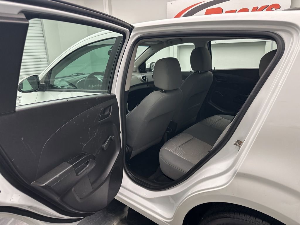 Used 2019 Chevrolet Sonic LT image 6