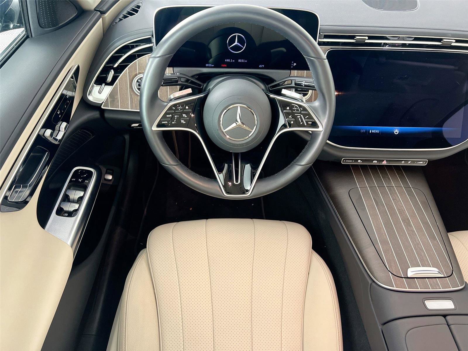 Used 2025 Mercedes-Benz E 350 4MATIC Sedan image 20