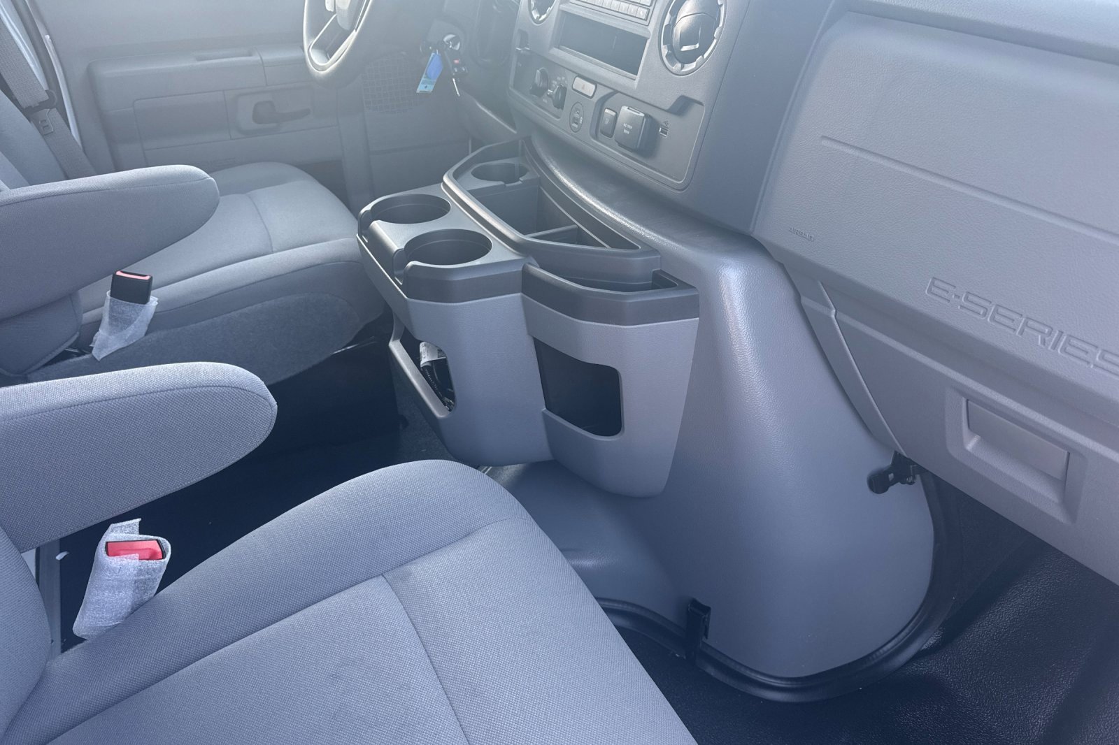 New 2026 Ford E-350 and Econoline 350 Super Duty w/ Power Equipment Group image 15