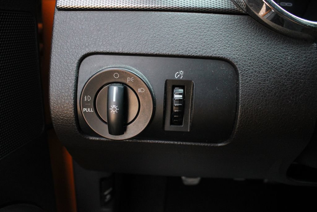 Used 2007 Ford Mustang GT RWD image 8