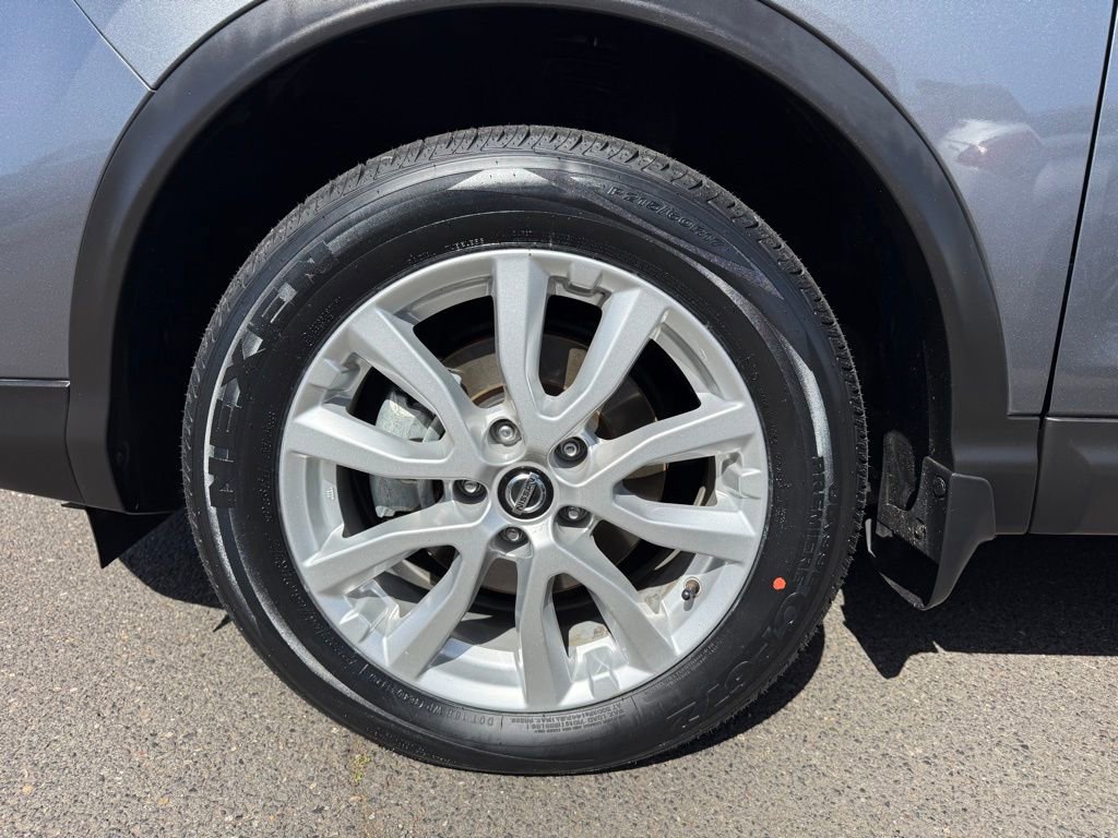 Certified 2022 Nissan Rogue Sport S AWD/4WD image 14