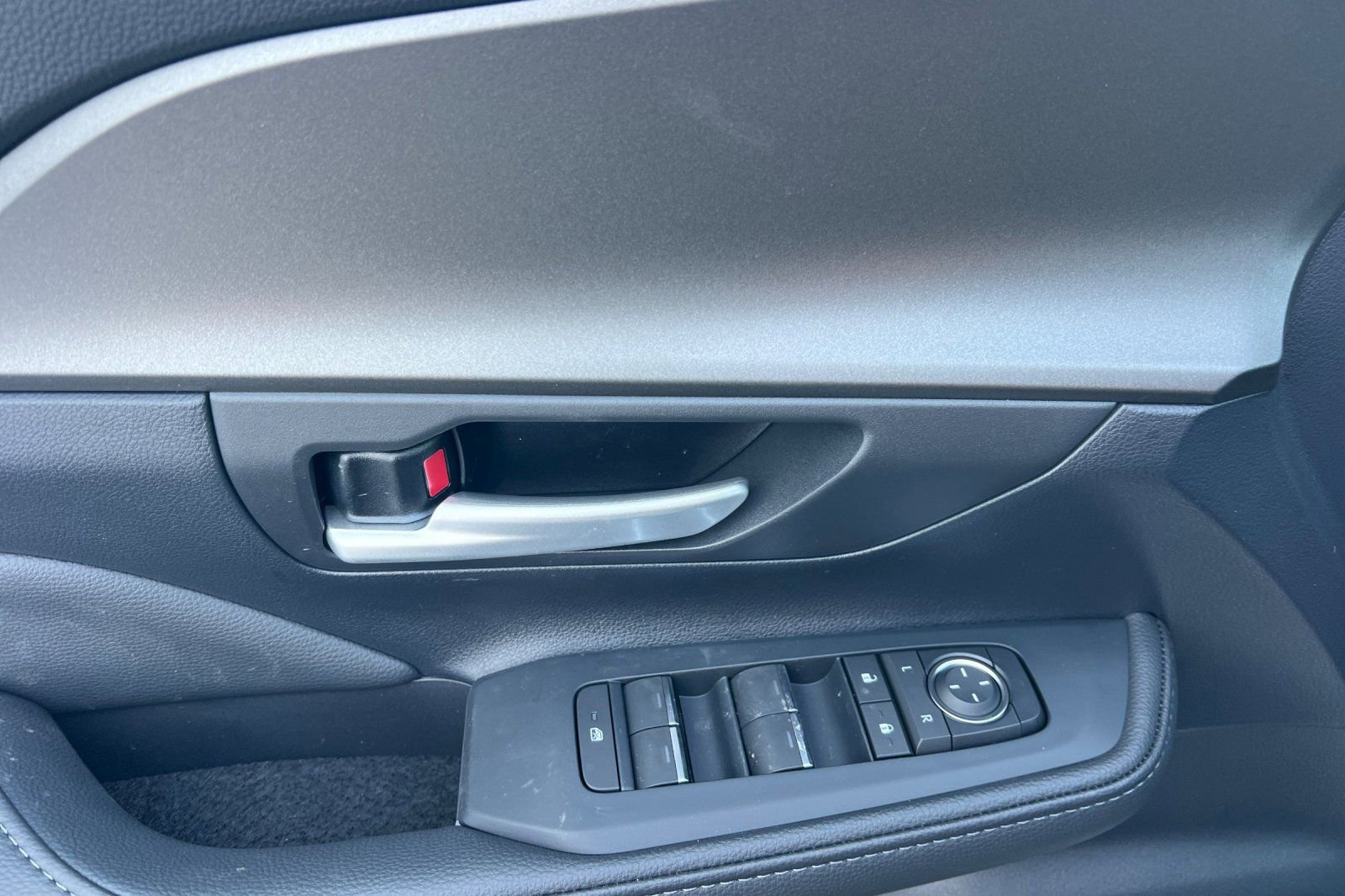 New 2026 Toyota Grand Highlander XLE image 8