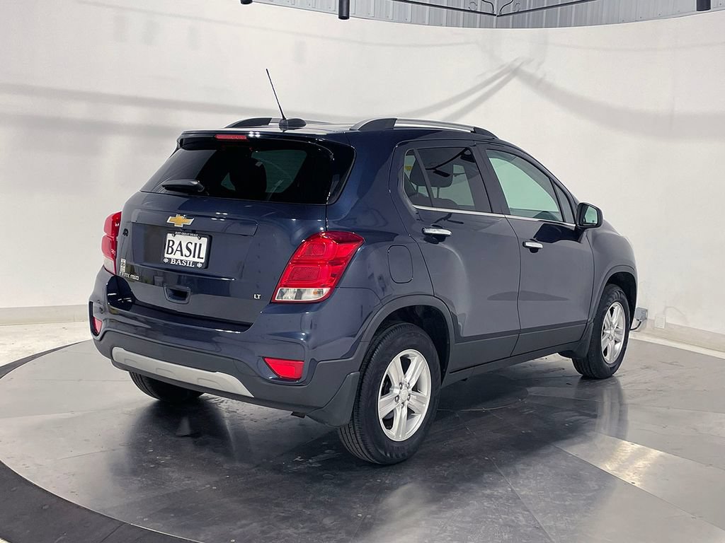 Used 2018 Chevrolet Trax LT w/ LT Convenience Package AWD/4WD image 11