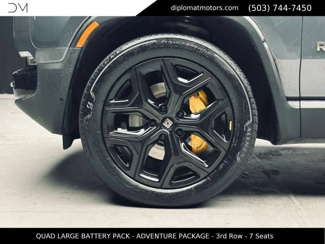 Used 2024 Rivian R1S Adventure AWD/4WD image 42