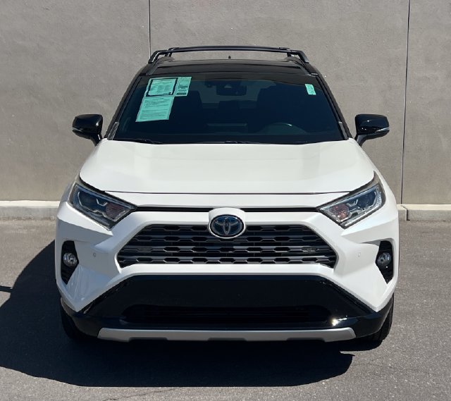 Used 2019 Toyota RAV4 XSE AWD/4WD image 3