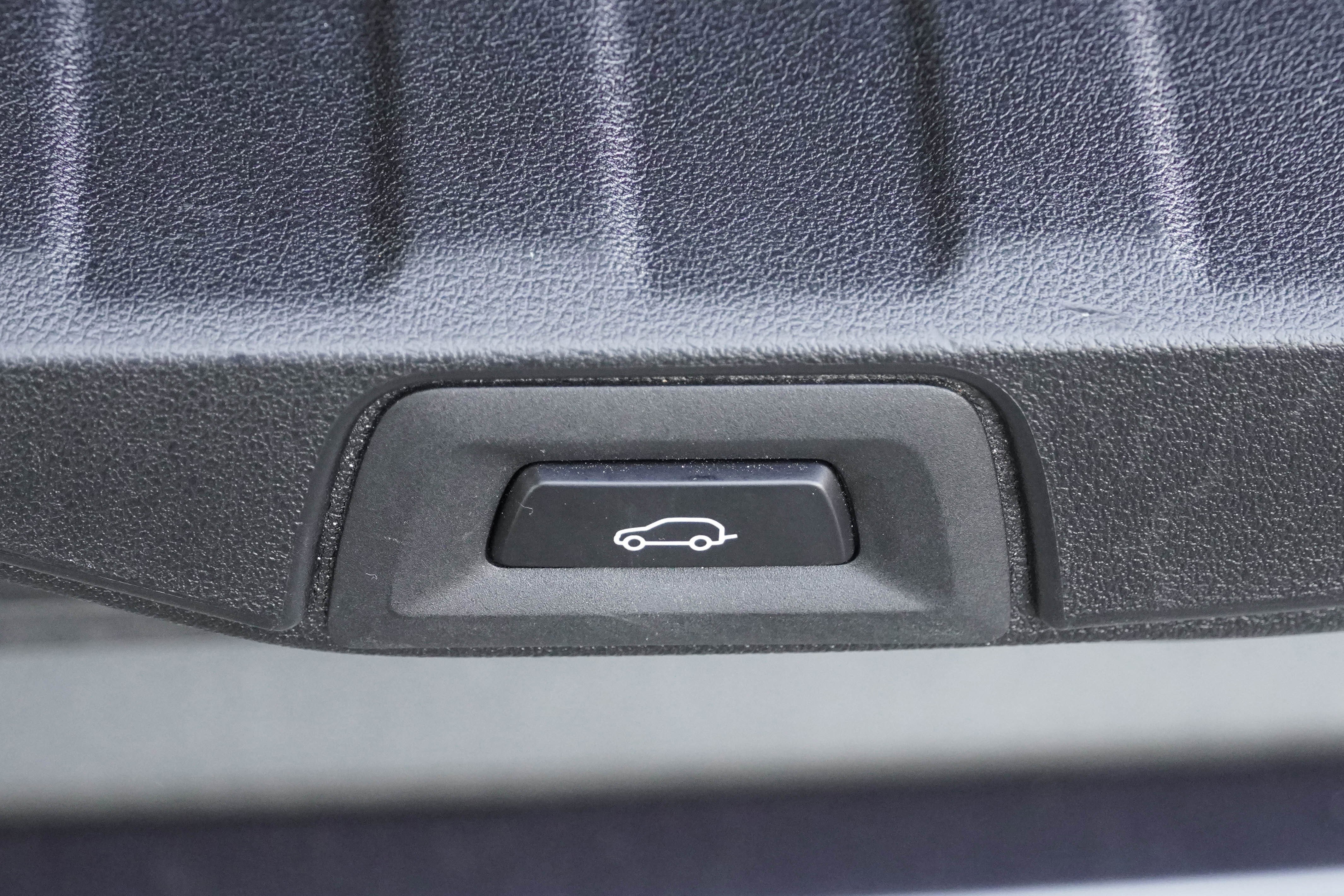 Used 2020 BMW X5 sDrive40i w/ Premium Package image 39