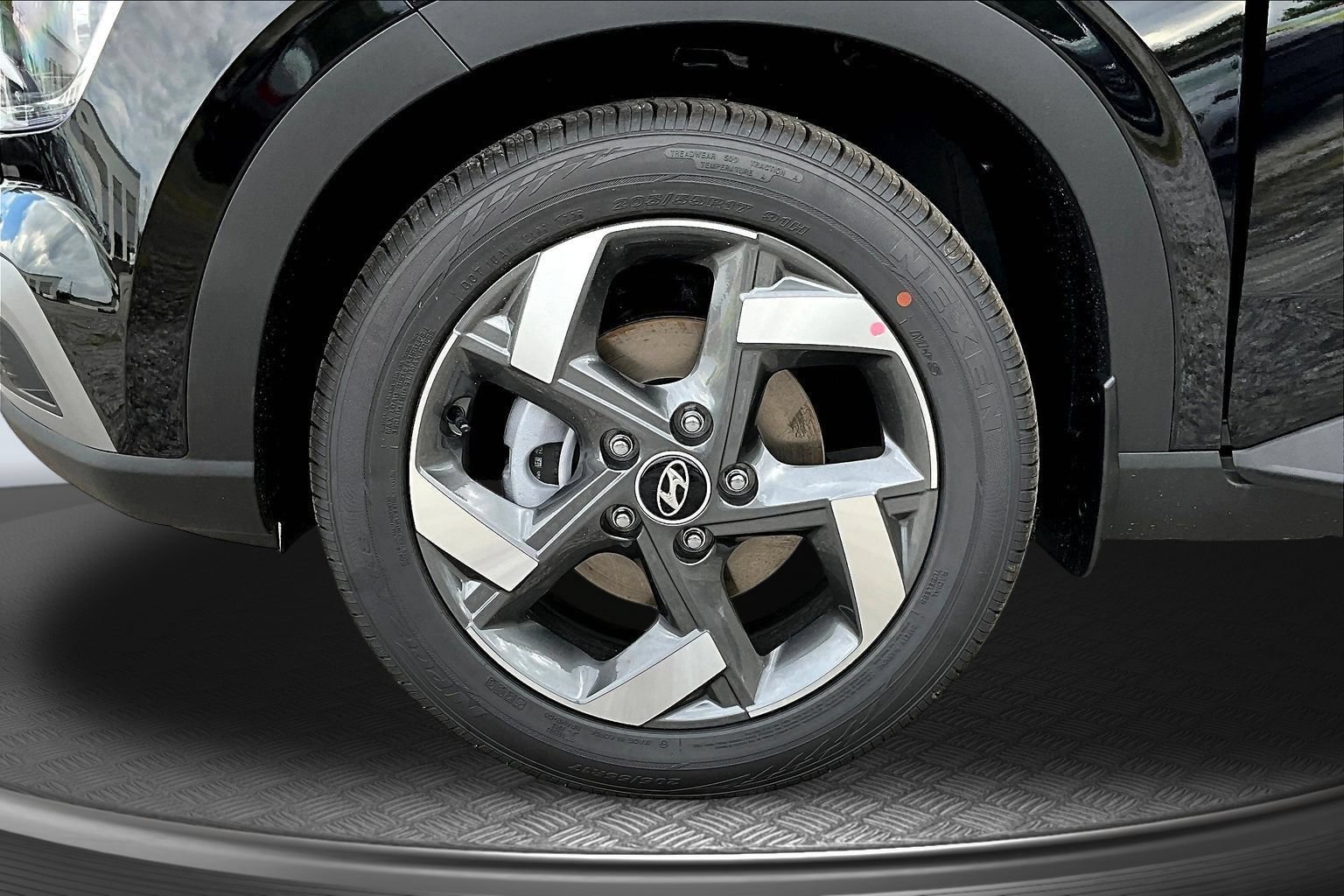 New 2026 Hyundai Venue SEL FWD image 12