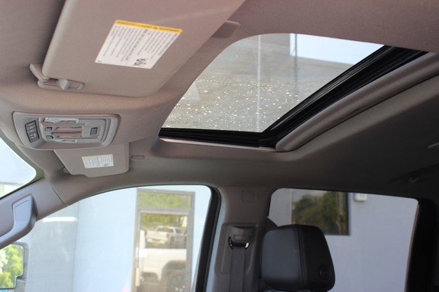 Used 2024 GMC Sierra 3500 Denali w/ Denali Reserve Package image 16