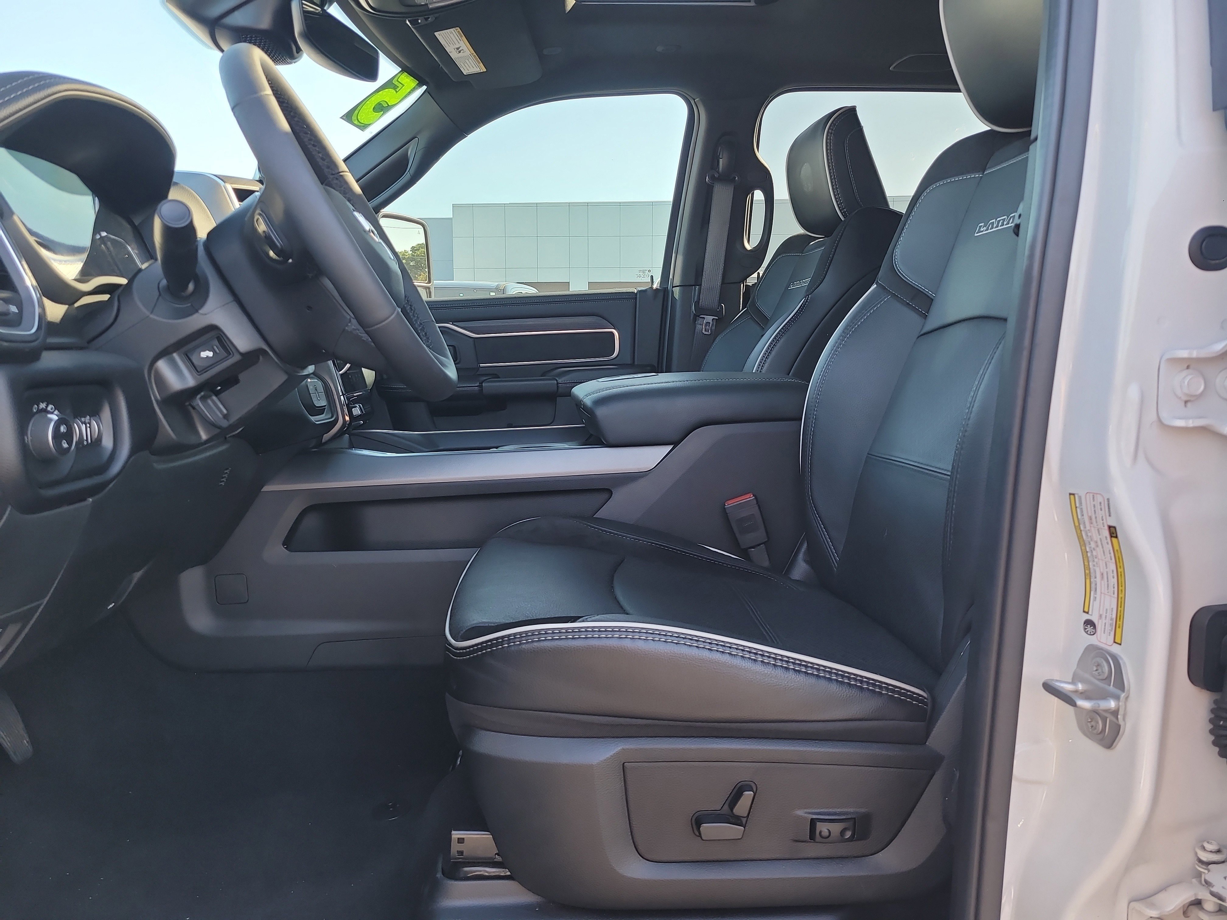 Used 2025 RAM 2500 Laramie image 18