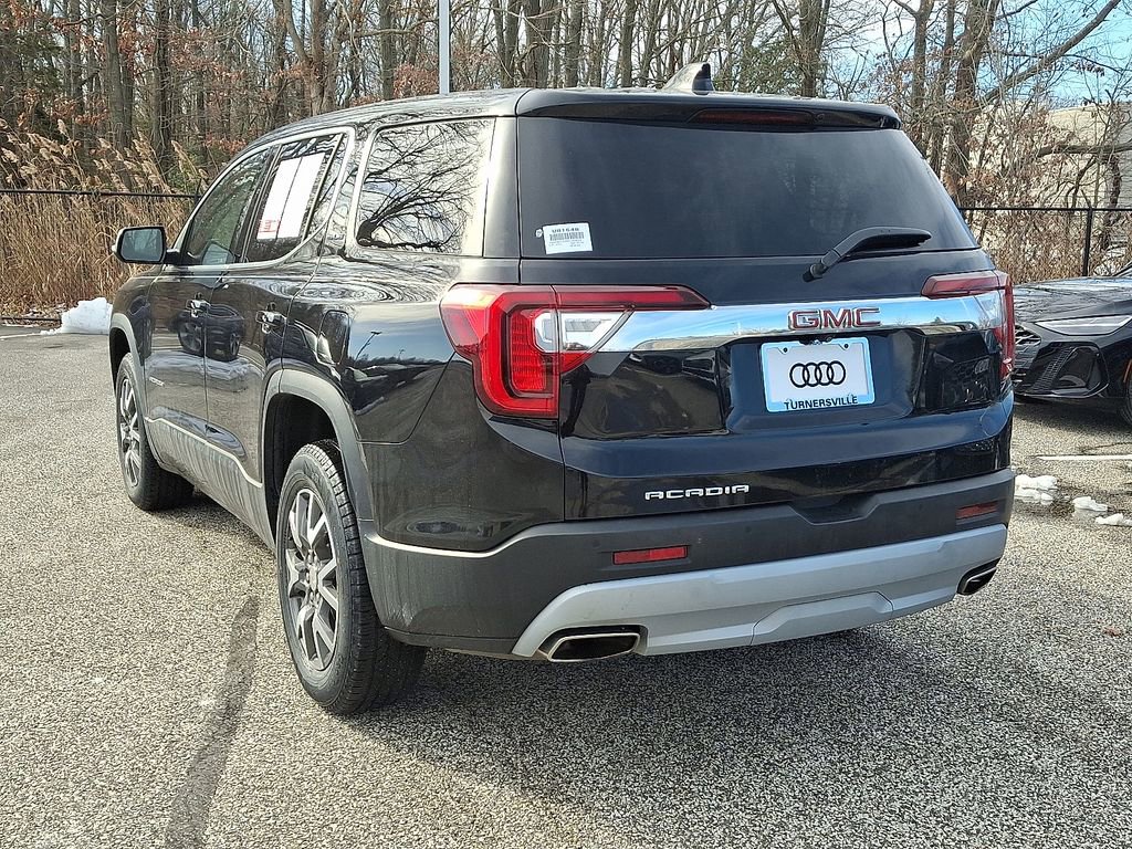 Used 2023 GMC Acadia SLE image 4
