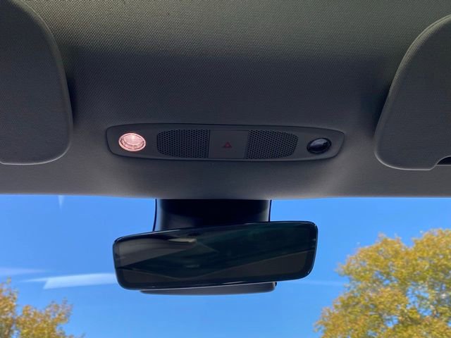 Used 2021 Tesla Model 3 Standard Range Plus image 32