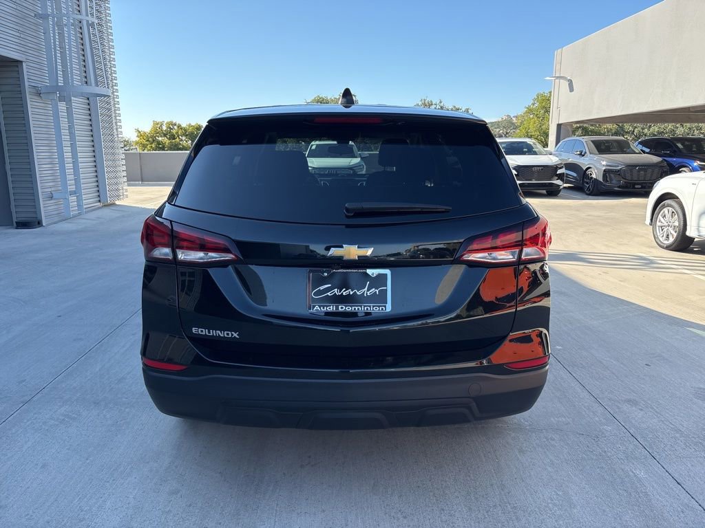 Used 2024 Chevrolet Equinox LS w/ LS Convenience Package image 7