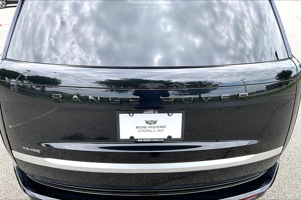 Used 2023 Land Rover Range Rover Autobiography AWD/4WD image 31