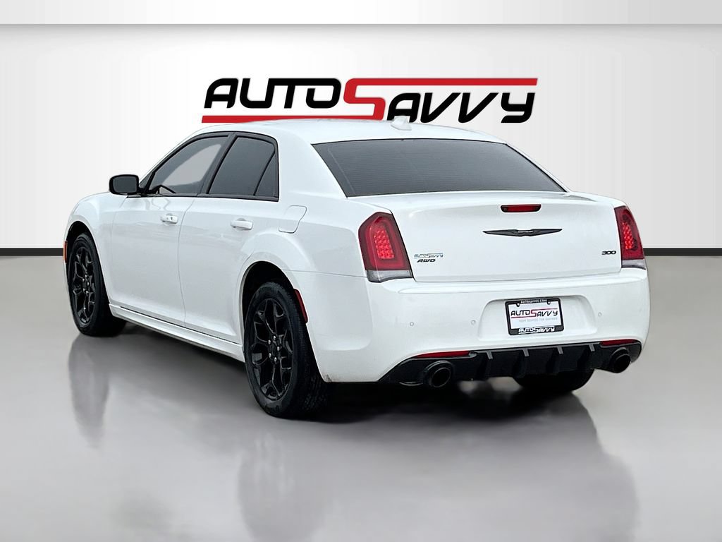 Used 2023 Chrysler 300 Touring L AWD/4WD image 5