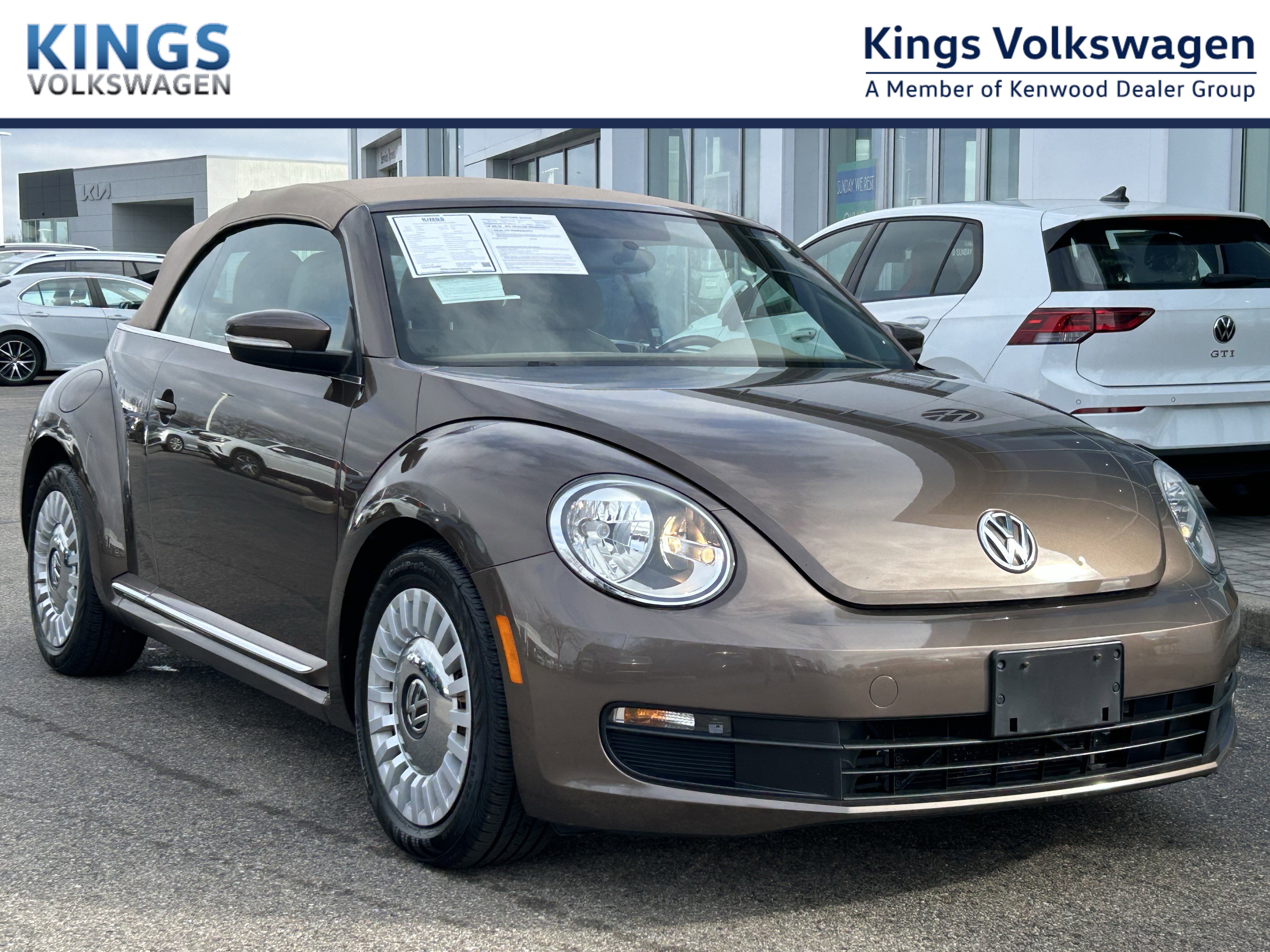 Used 2014 Volkswagen Beetle 1.8T image 1