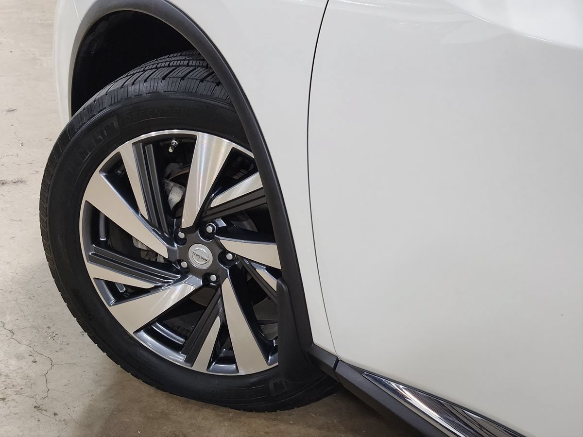 Used 2015 Nissan Murano Platinum w/ Platinum Technology Package FWD image 13