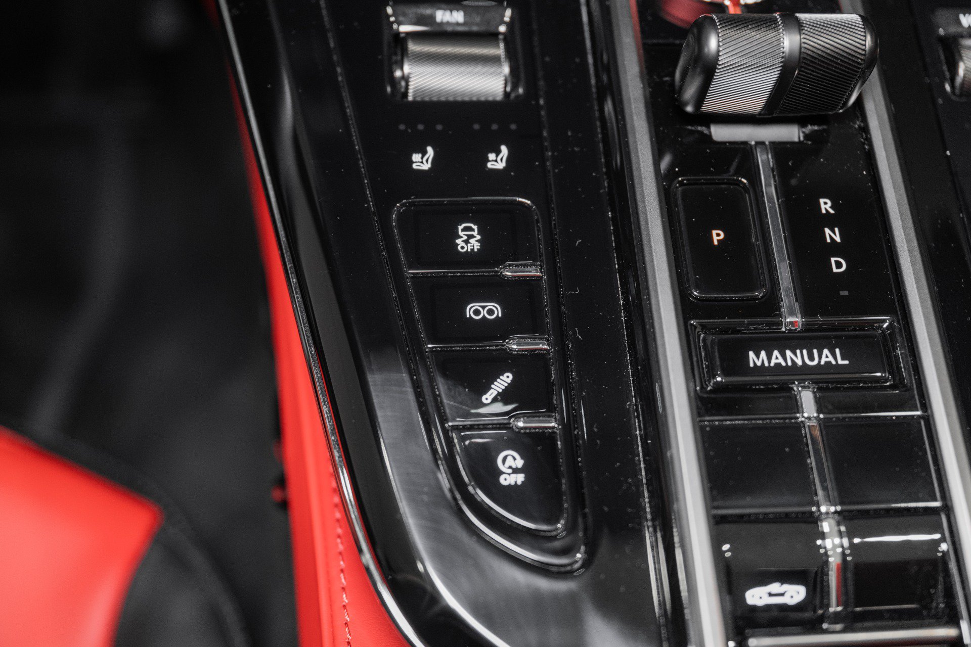 New 2026 Aston Martin V8 Vantage S RWD image 32