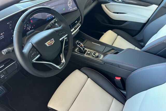 New 2026 Cadillac CT5 Sport w/ Technology Package RWD image 10