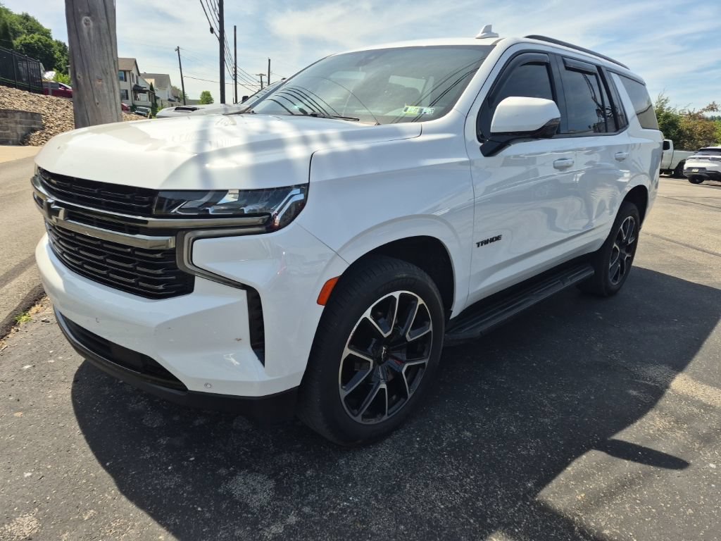 Used 2021 Chevrolet Tahoe RST w/ Luxury Package AWD/4WD image 4