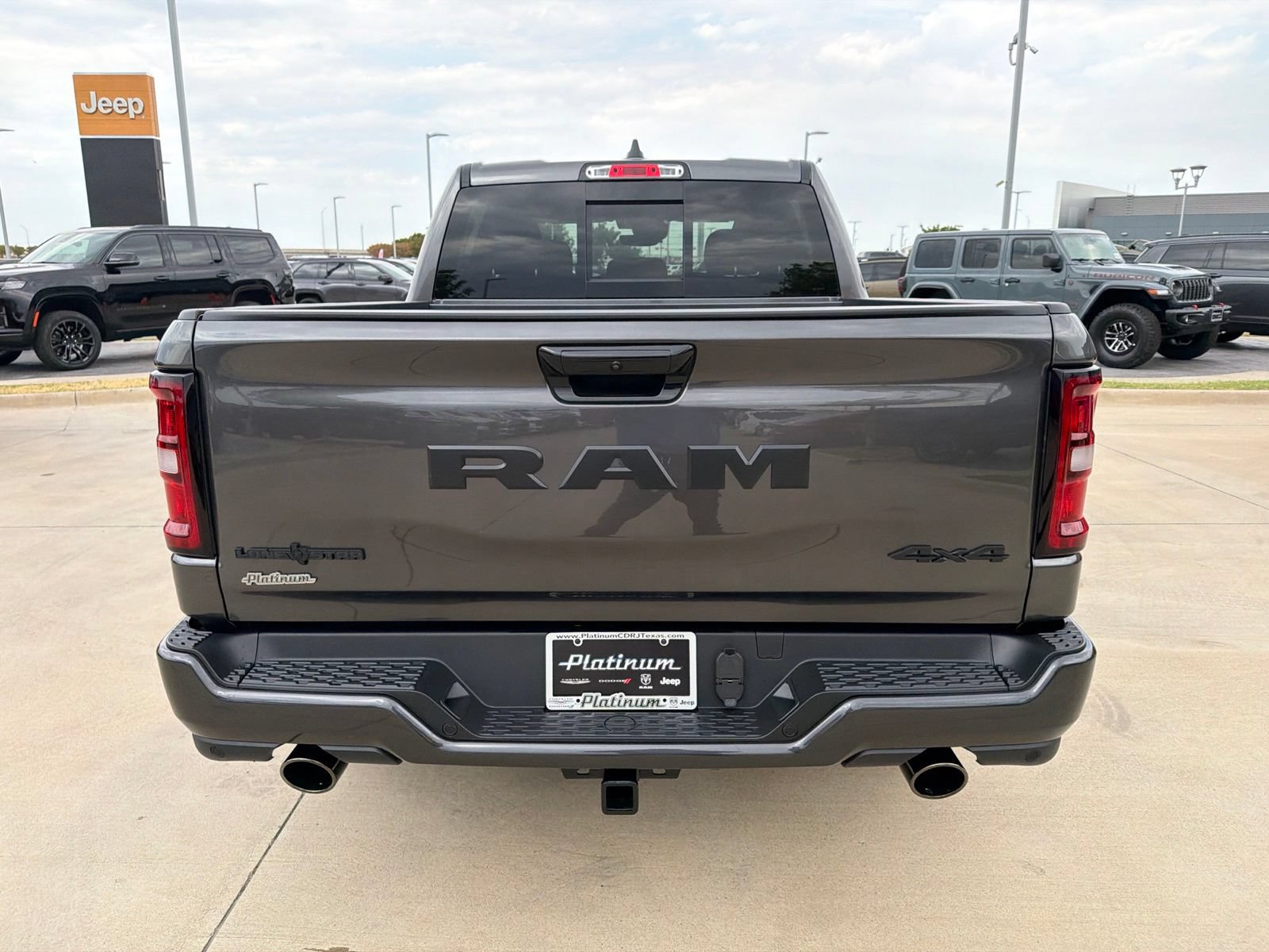 New 2027 RAM 1500 4x4 Crew Cab image 4