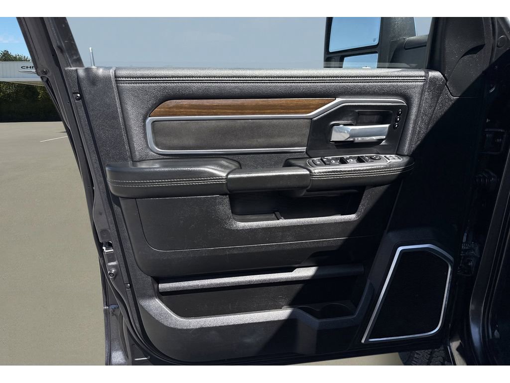 Used 2024 RAM 2500 Laramie AWD/4WD image 13