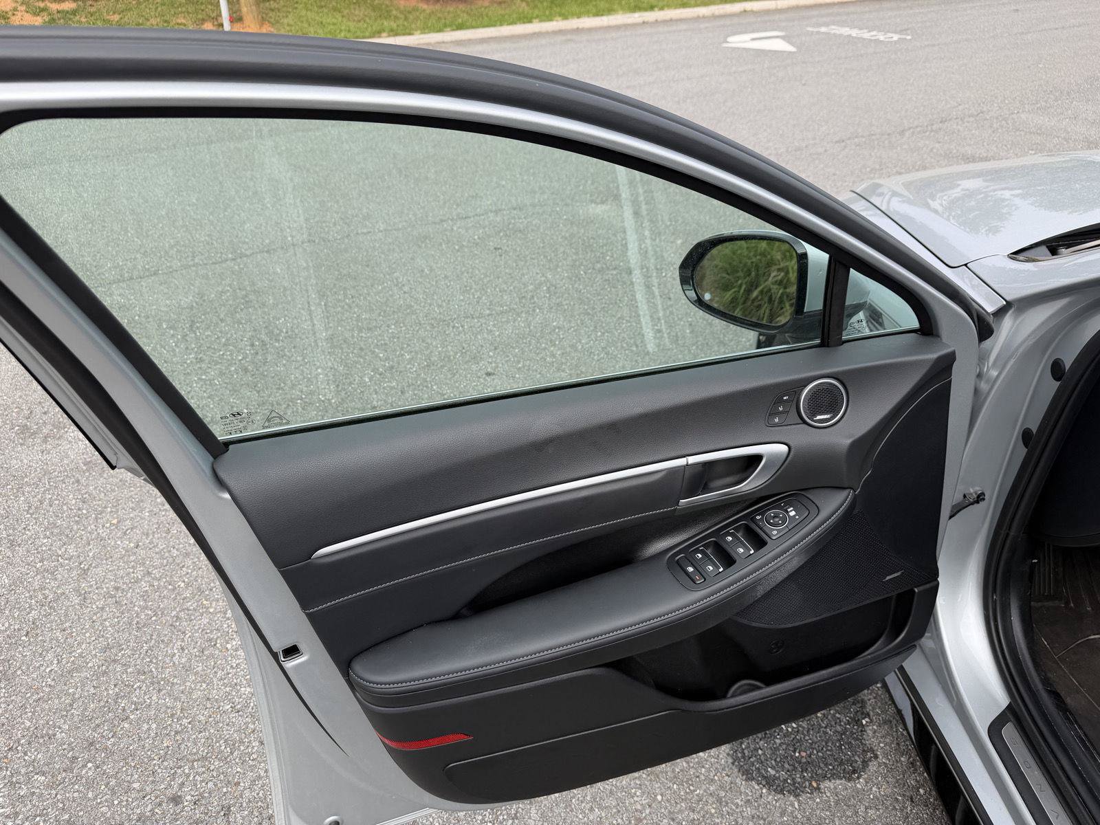 Certified 2025 Hyundai Sonata Limited FWD image 42