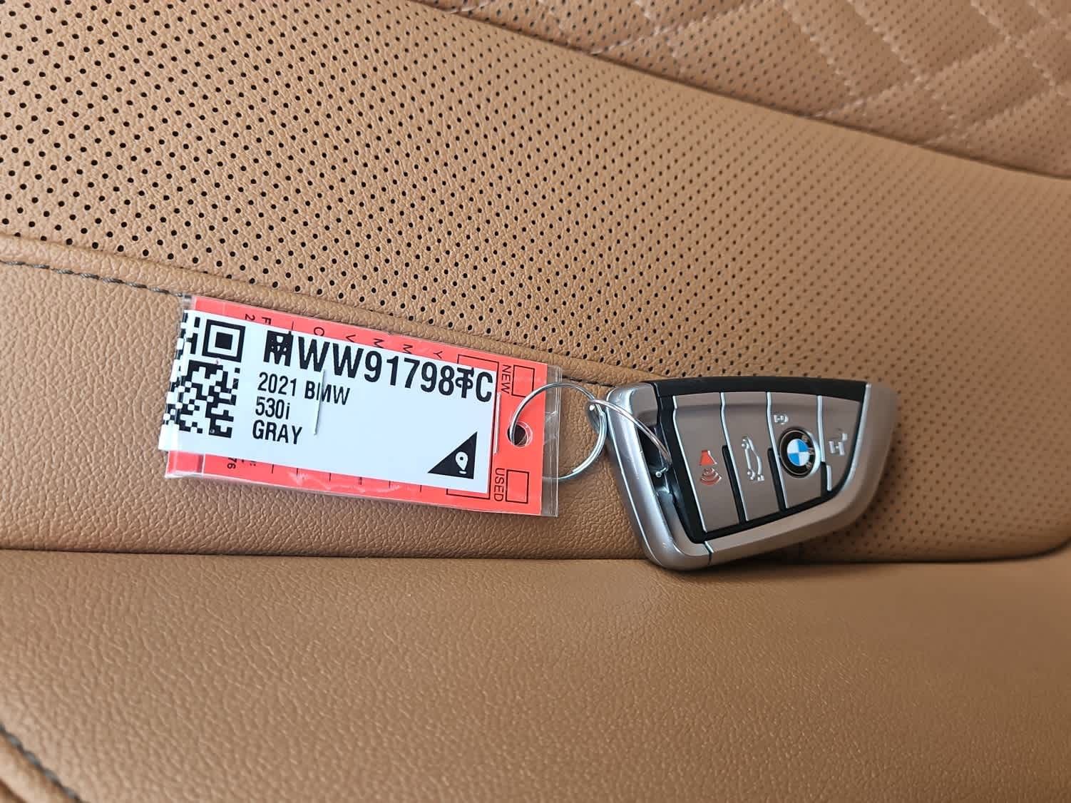 Used 2021 BMW 530i w/ Premium Package RWD image 20