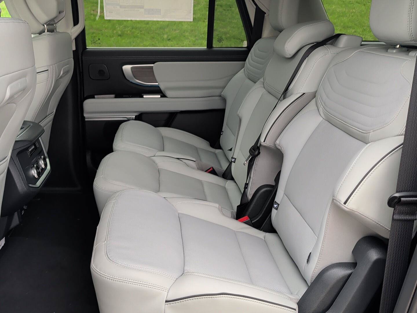 New 2026 Ford Expedition Max Platinum AWD/4WD image 27
