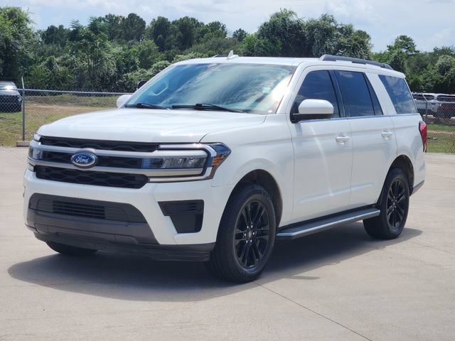 Used 2023 Ford Expedition XLT RWD image 3